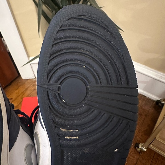 Navy Air Jordan 1 High OG Sneakers - Picture 6 of 11